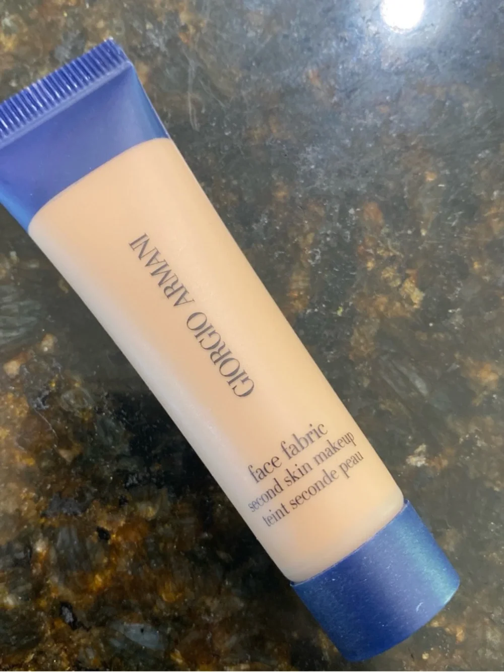 Giorgio Armani Face Fabric Tinted Makeup - Cream